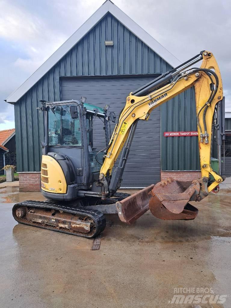 Yanmar Vio 38 小型挖掘机