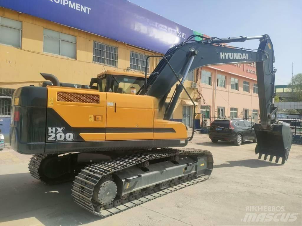 Hyundai HX 200 履带挖掘机