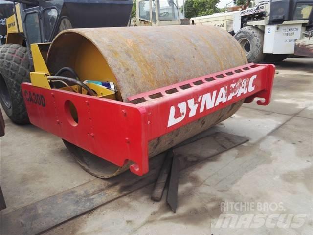 Dynapac CA 30 D 单轮压路机