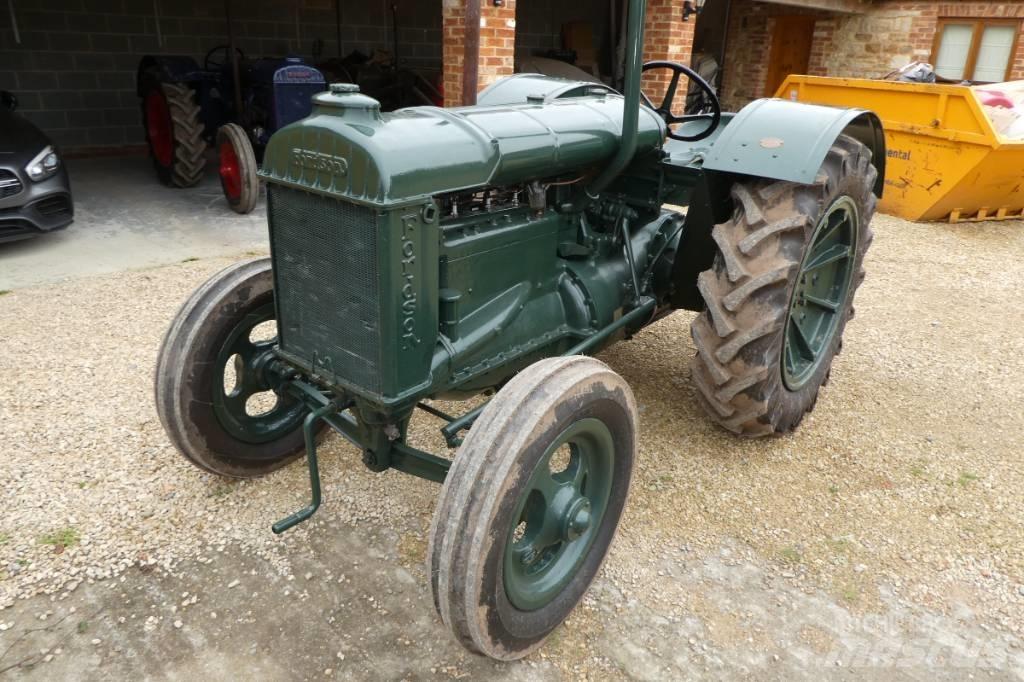 Fordson standard 拖拉机/农用车