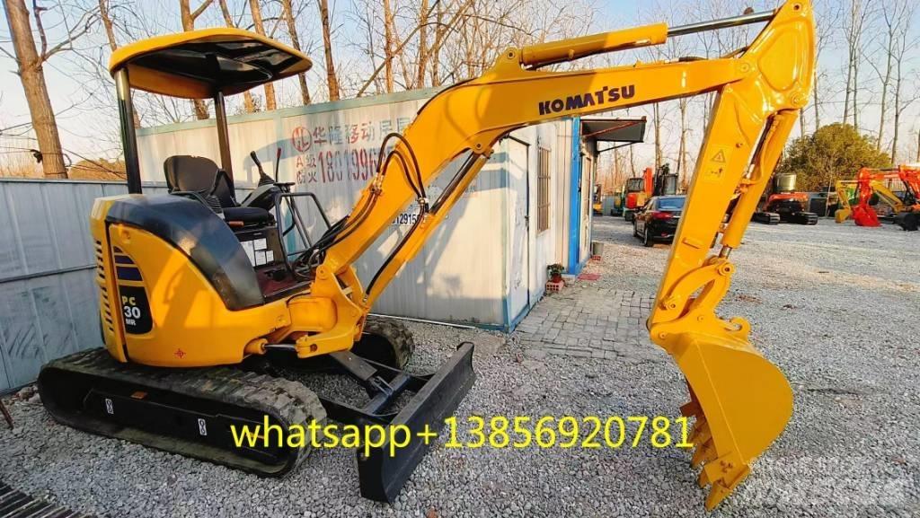 Komatsu PC 30 小型挖掘机