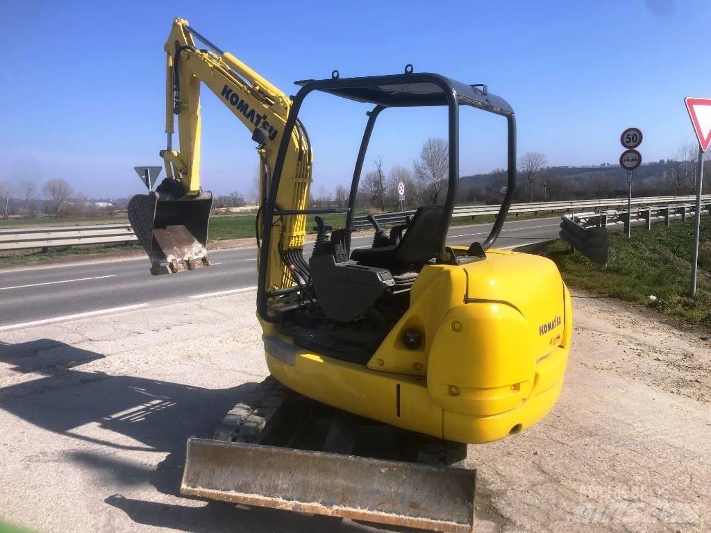 Komatsu PC20R-8 小型挖掘机