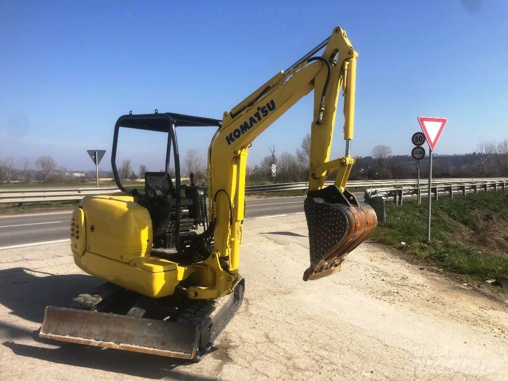 Komatsu PC20R-8 小型挖掘机