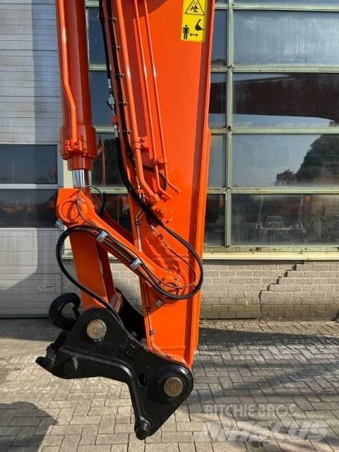 Hitachi ZX 290LCN-5B 履带挖掘机