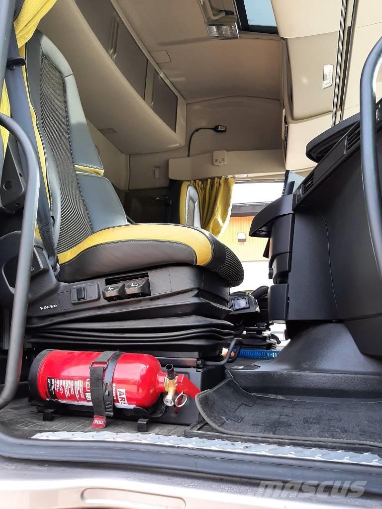 Volvo FH 16 木材运输车