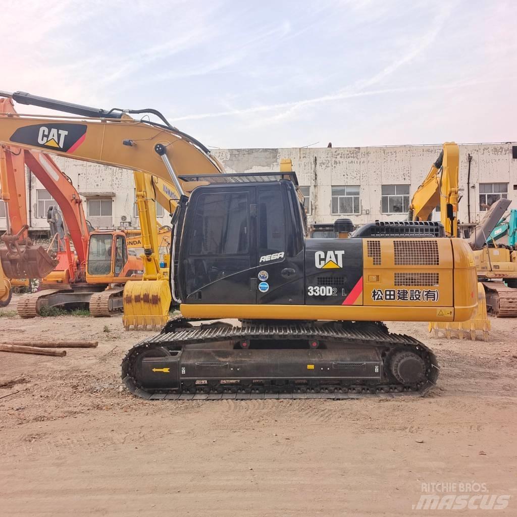 CAT 324 D2L 履带挖掘机