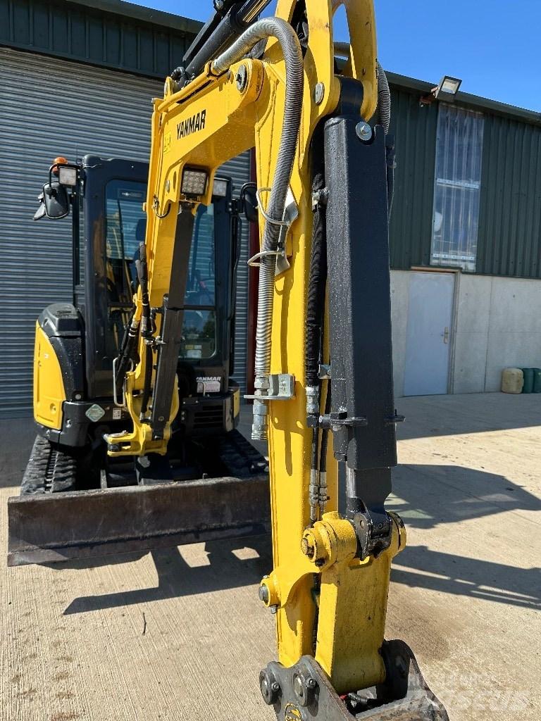 Yanmar voi33 小型挖掘机