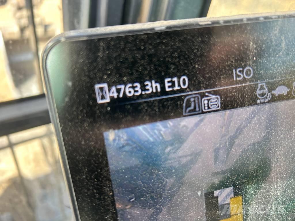 LiuGong 915 FCR 履带挖掘机