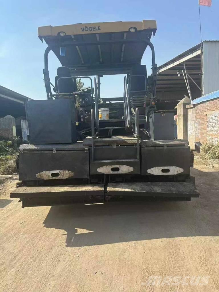 Vögele 1880-2l 沥青摊铺机