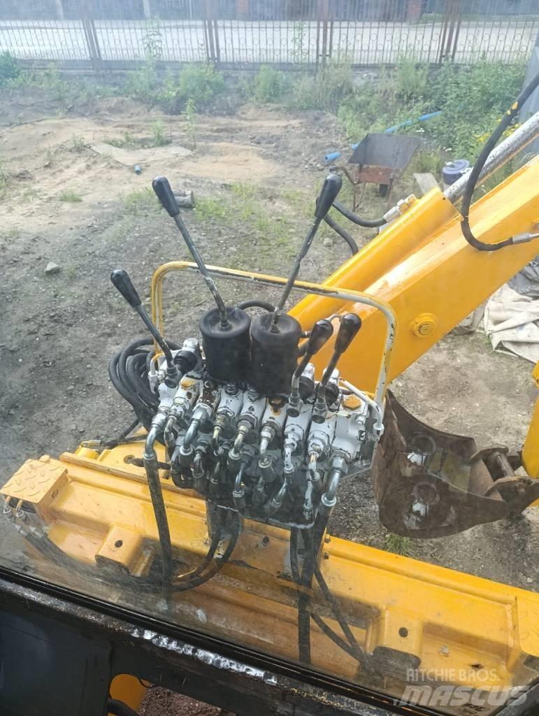JCB 2 CX 反铲装载机