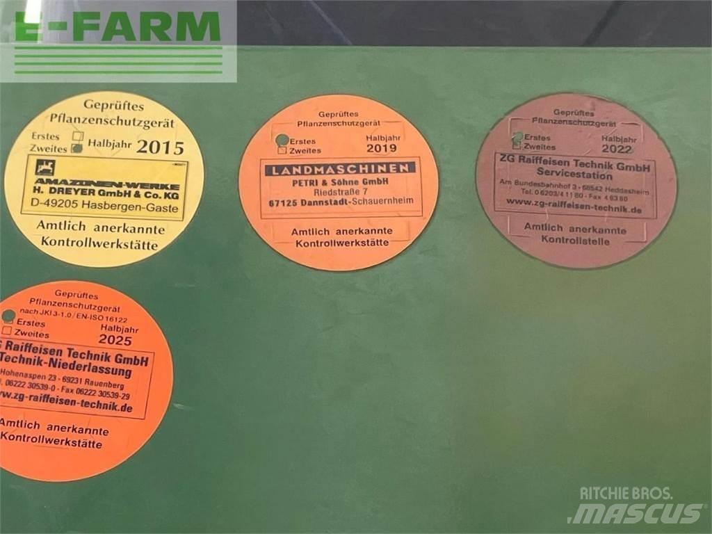 Amazone UX4200 牵引式喷雾机