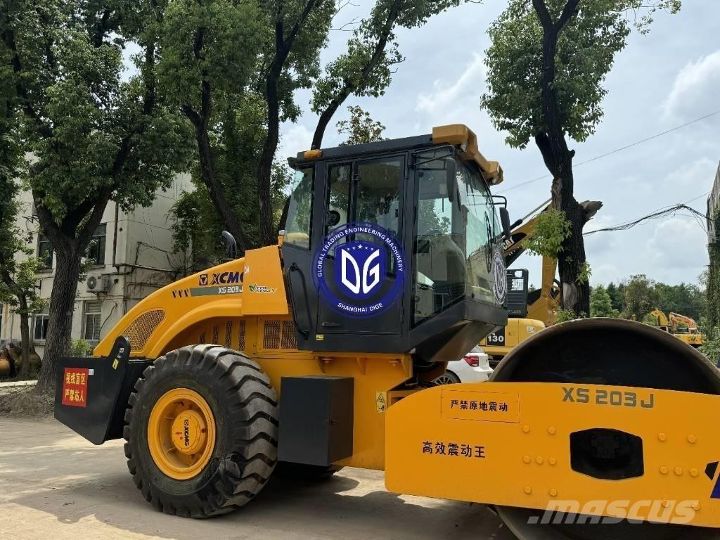 XCMG XS 203 J 单轮压路机