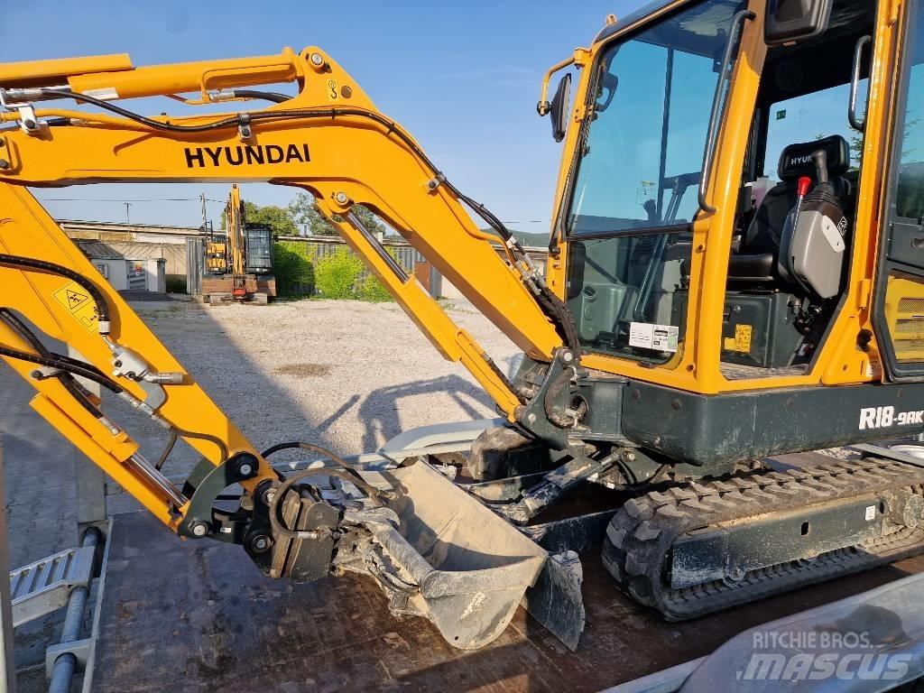 Hyundai R18-9AK 小型挖掘机