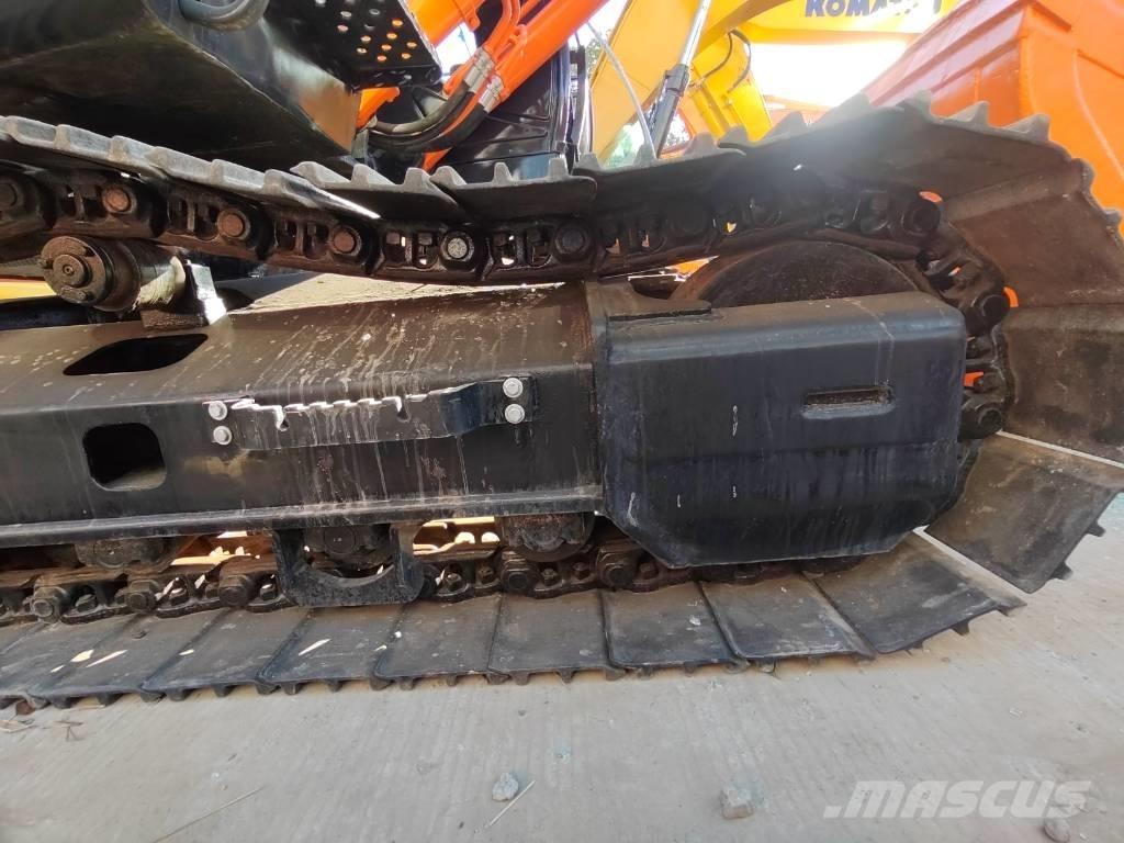 Hitachi ZX 200 履带挖掘机