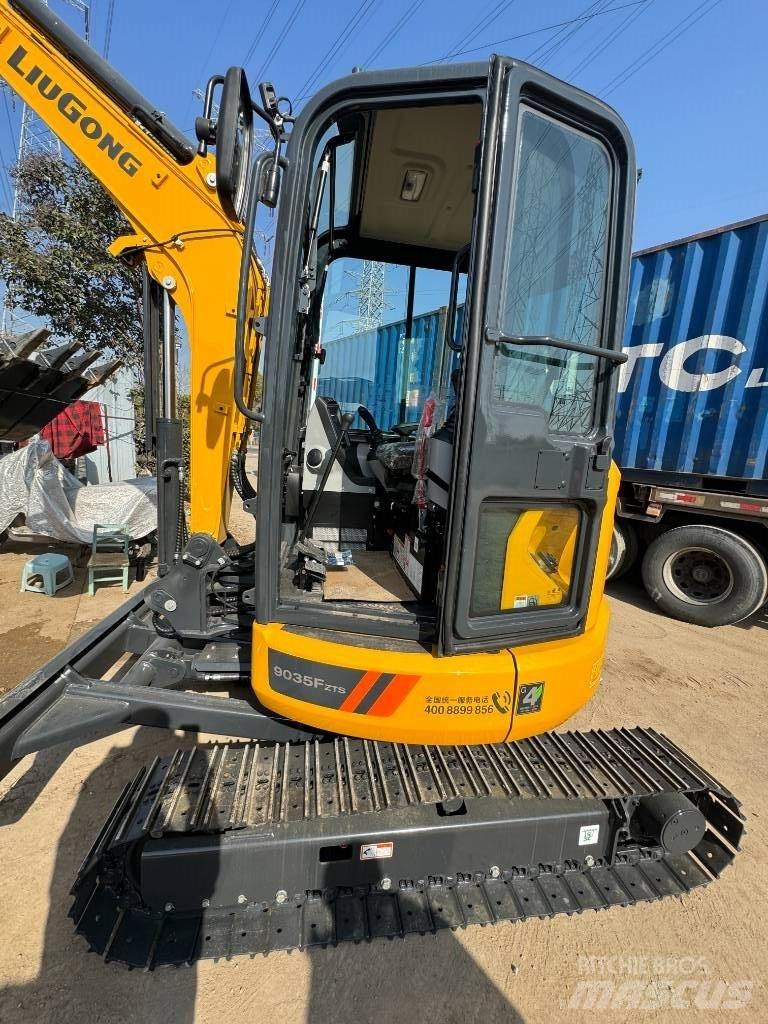 LiuGong LG9035F 履带挖掘机