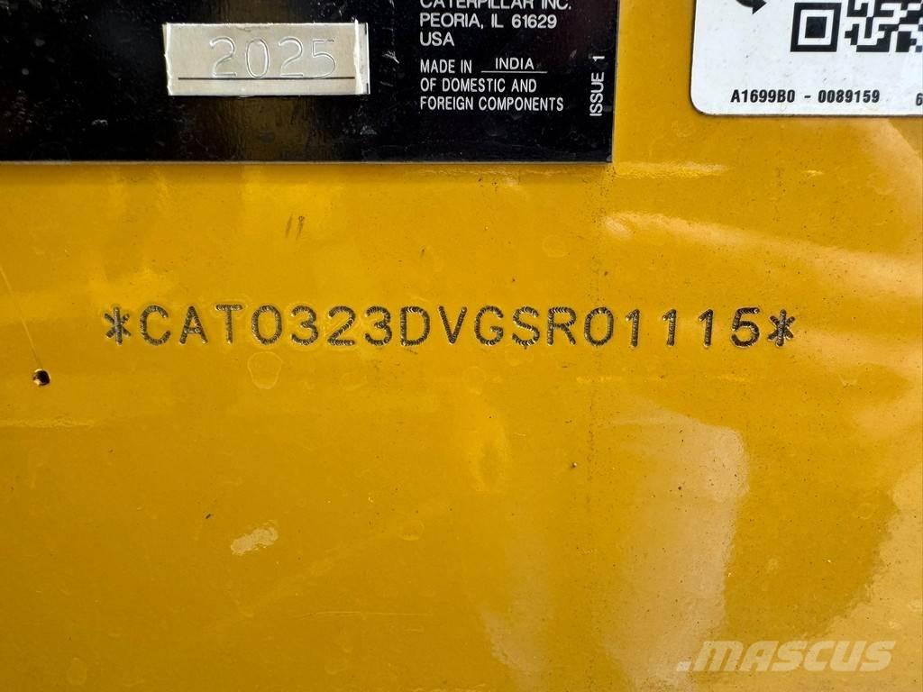 CAT 323D3 履带挖掘机
