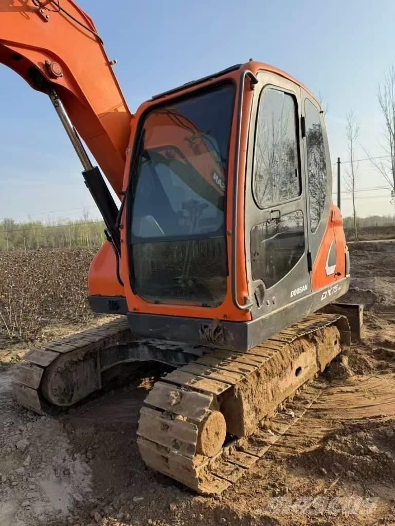 Doosan DX 75-9 C 履带挖掘机