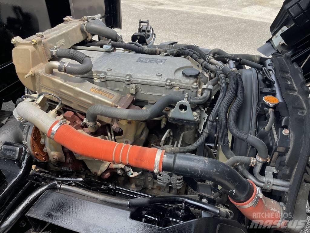 Chevrolet LCF4500HD 平板栏板货车