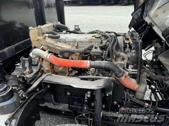 Chevrolet LCF4500HD 平板栏板货车