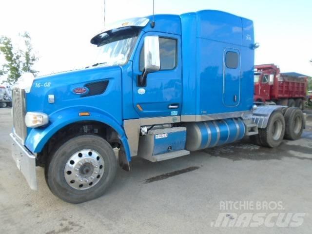 Peterbilt 567 牵引车