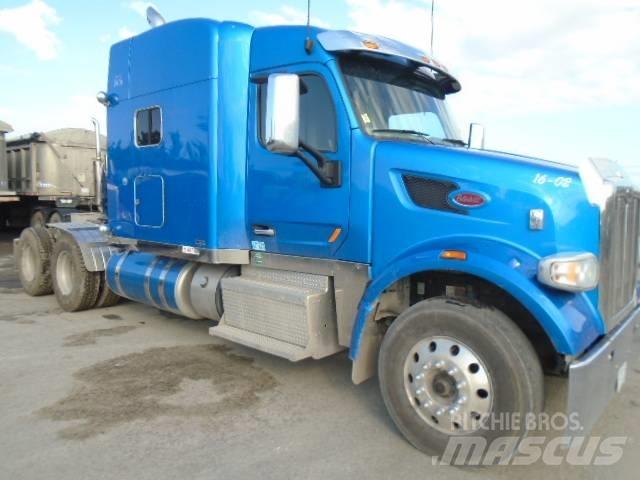 Peterbilt 567 牵引车
