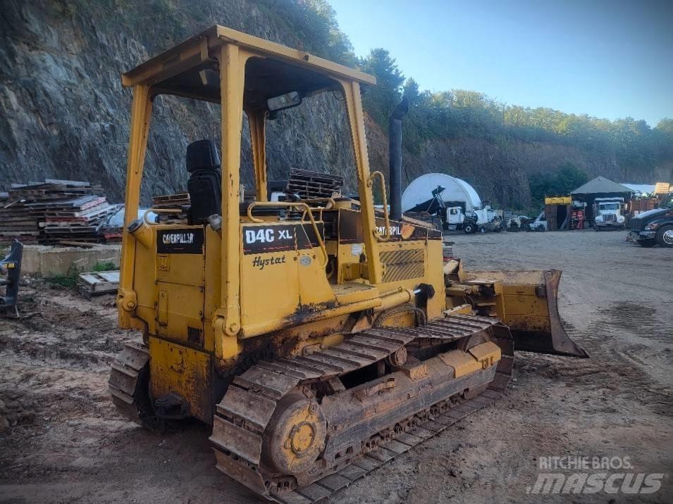 CAT D 4 C XL HST 履带式推土机