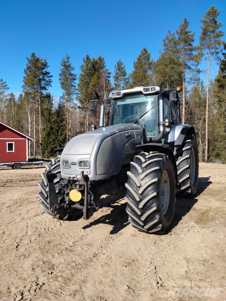 Valtra T130 Hi-Tek 拖拉机/农用车