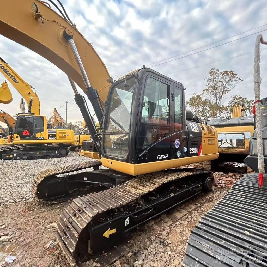 CAT 325 D 履带挖掘机