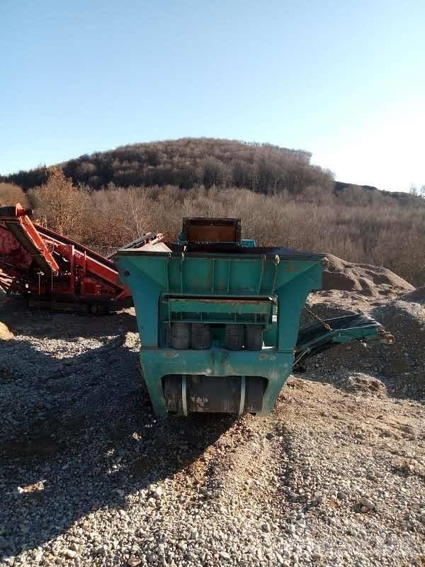 Terex pegson XH320 移动式破碎机