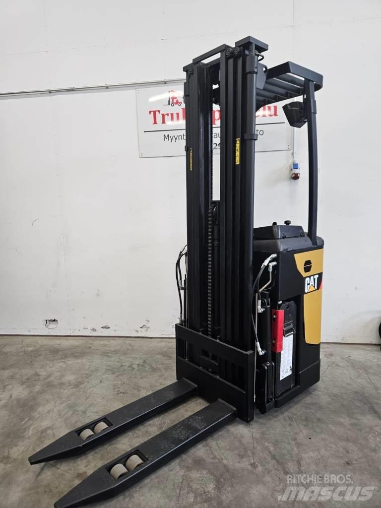 CAT NSR16N 行走式堆垛机