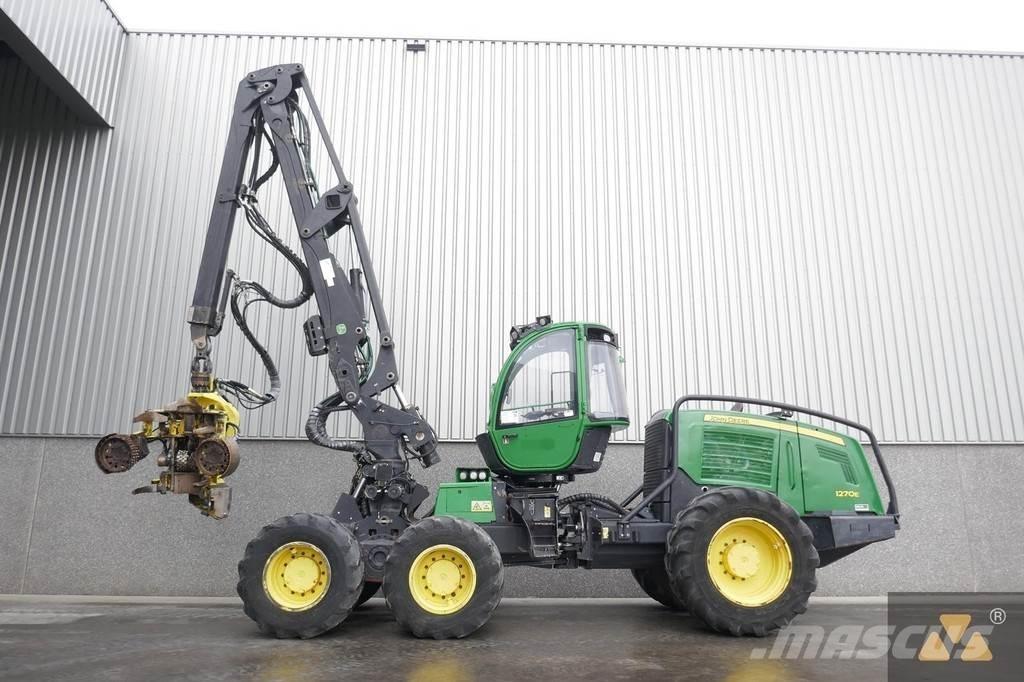 John Deere 1270E 收割机
