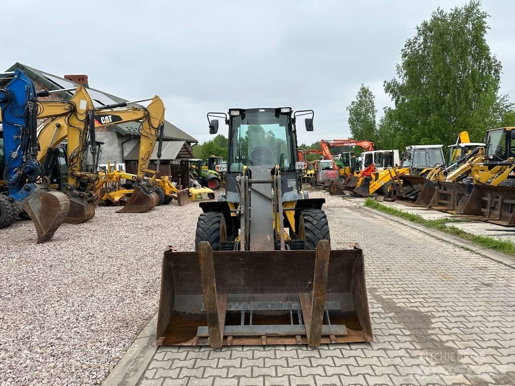 New Holland W 70 TC 轮式装载机