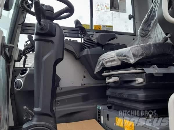 Takeuchi TB 395 W 轮式挖掘机