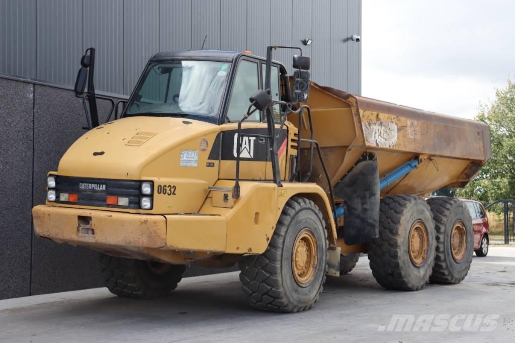 CAT 730 铰接式自卸车