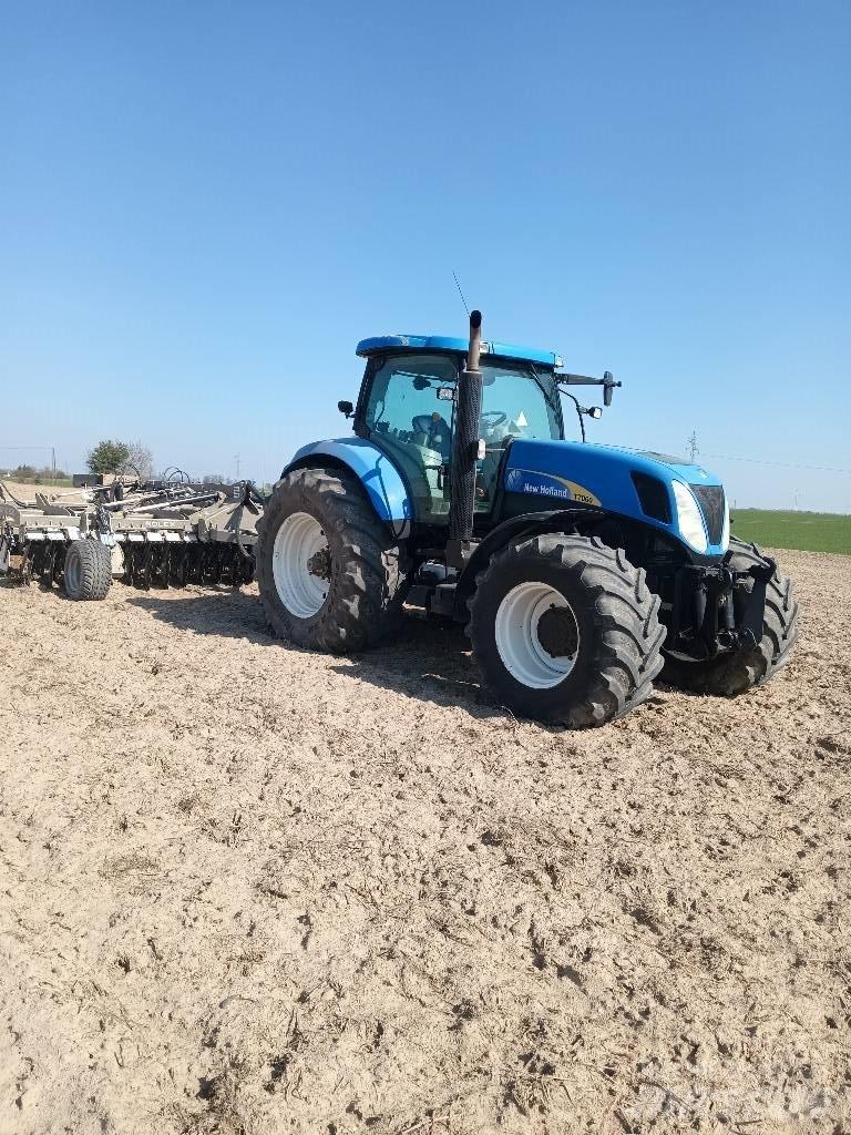New Holland T 7060 拖拉机/农用车