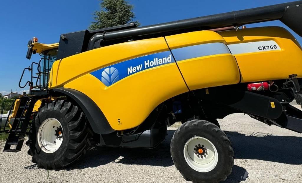 New Holland CX 760 联合收割机