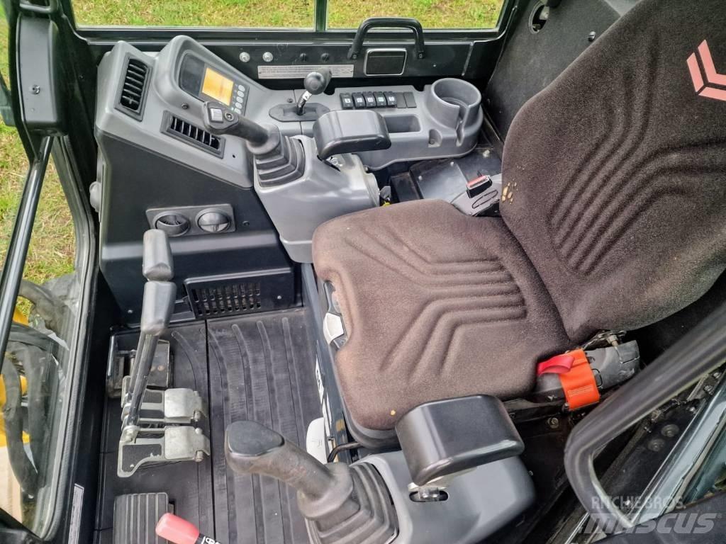 Yanmar Vio 33 小型挖掘机