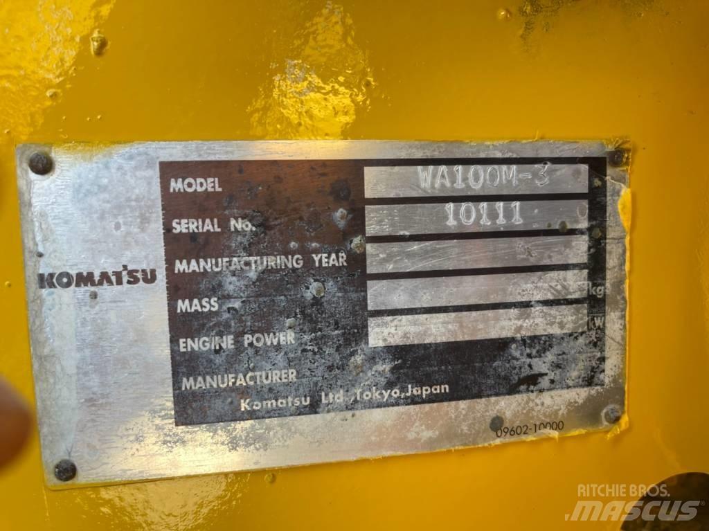 Komatsu WA100M-3 轮式装载机