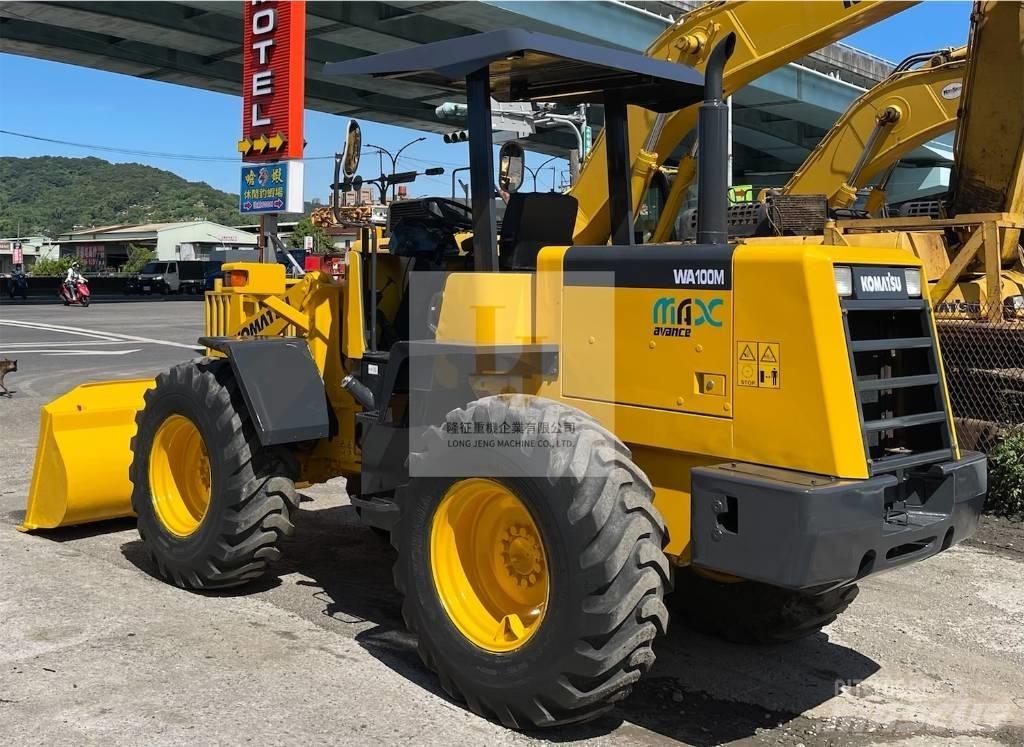 Komatsu WA100M-3 轮式装载机