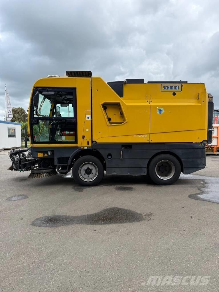 Schmidt Cleango 500 扫地机