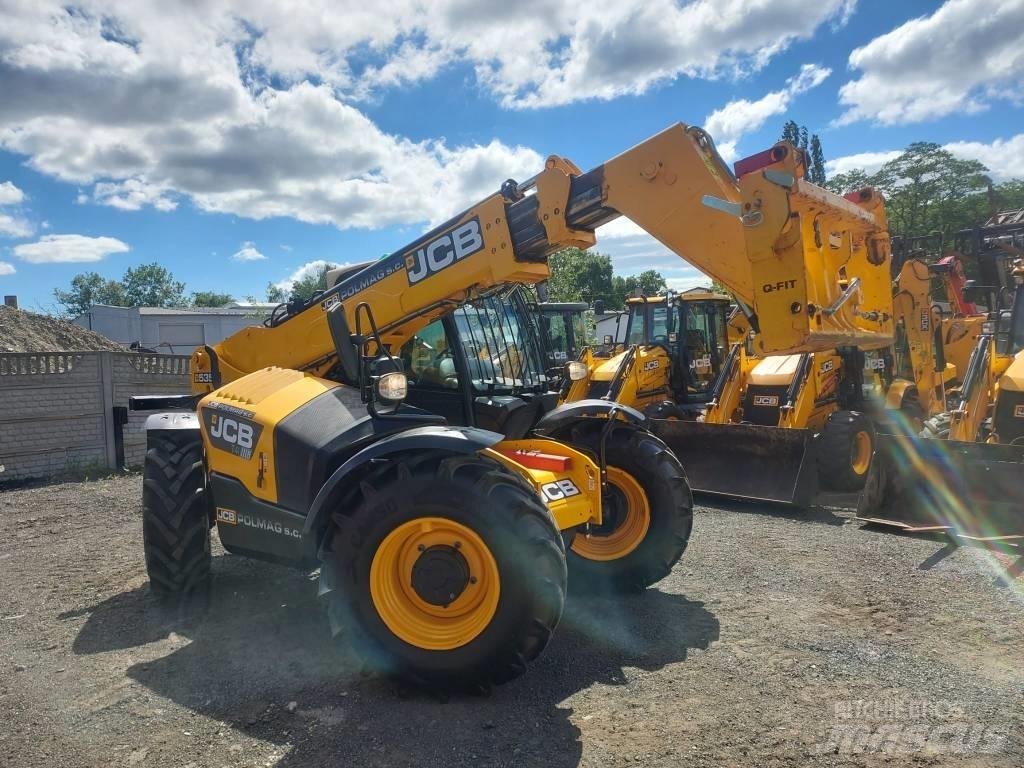 JCB 535-95 伸缩臂叉装车|叉装车