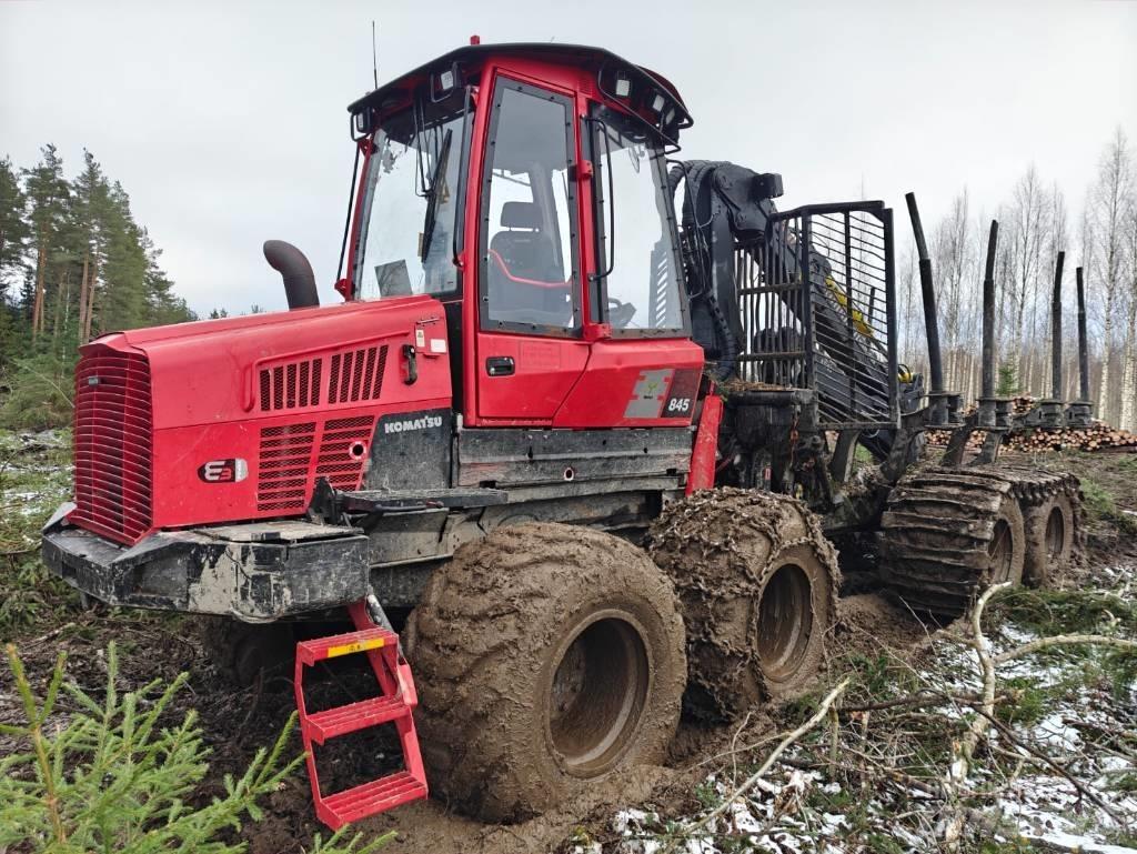 Komatsu 845 集运机