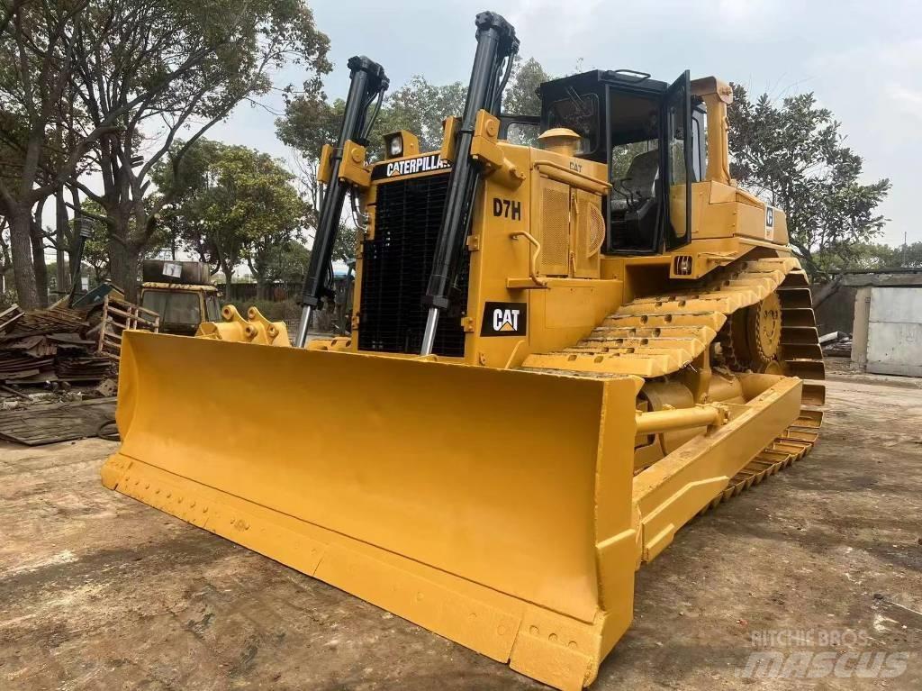 CAT D7H 履带式推土机