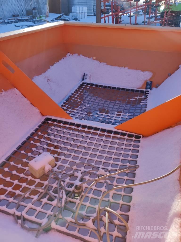 Sami 2000 矿物肥料撒播机