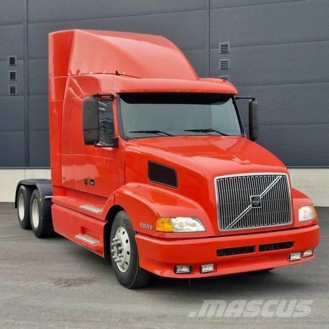 Volvo VNL-4 牵引车