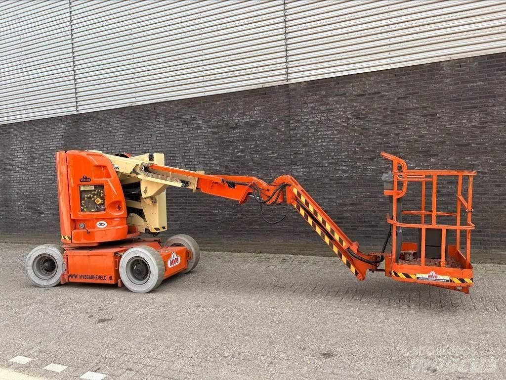 JLG E300AJP 曲臂高空工作平台