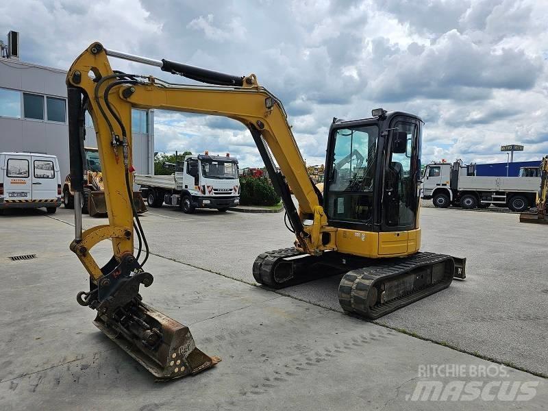 CAT 305 C 小型挖掘机