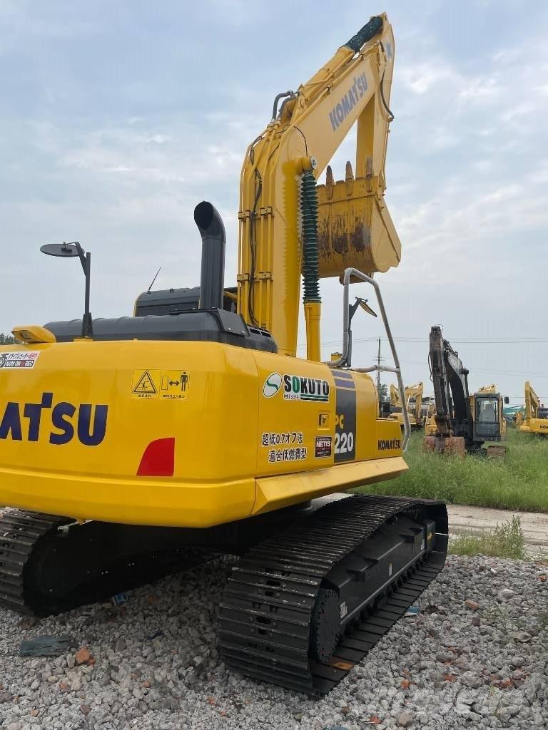 Komatsu PC 220 履带挖掘机