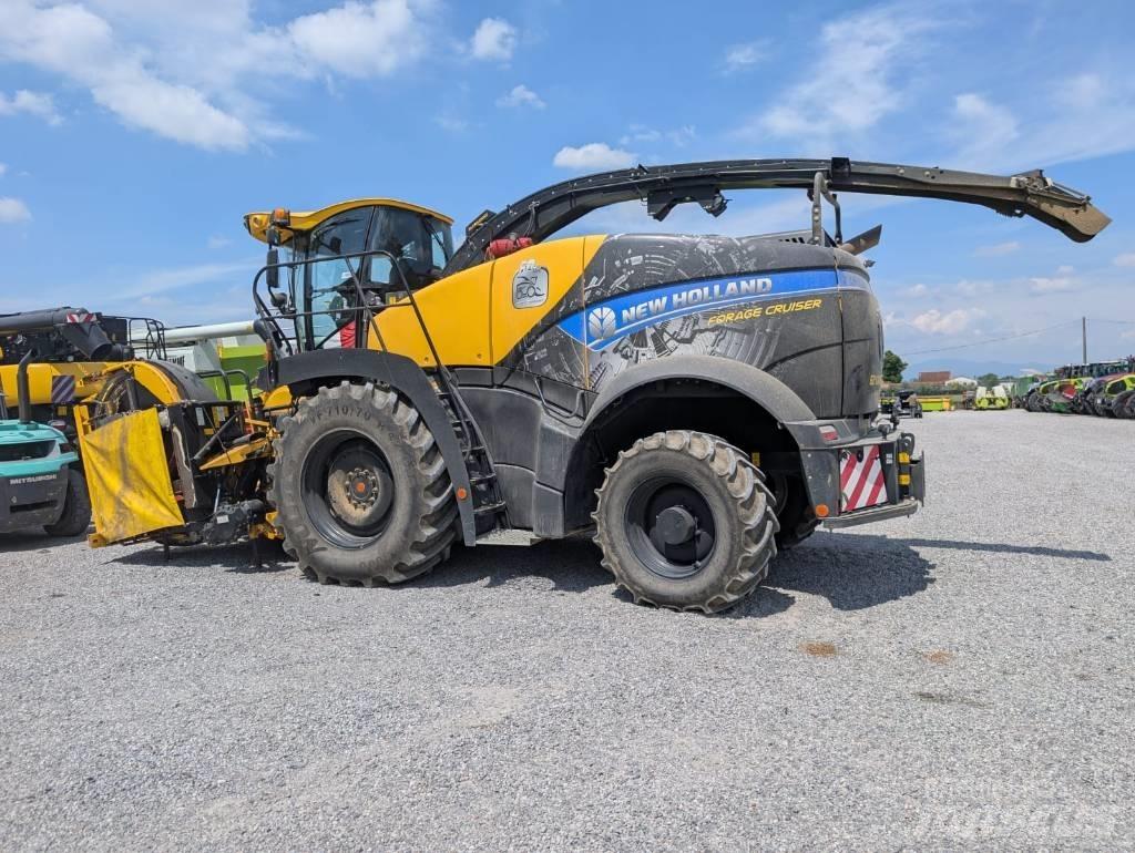 New Holland FR 650 自走式青贮饲料收割机