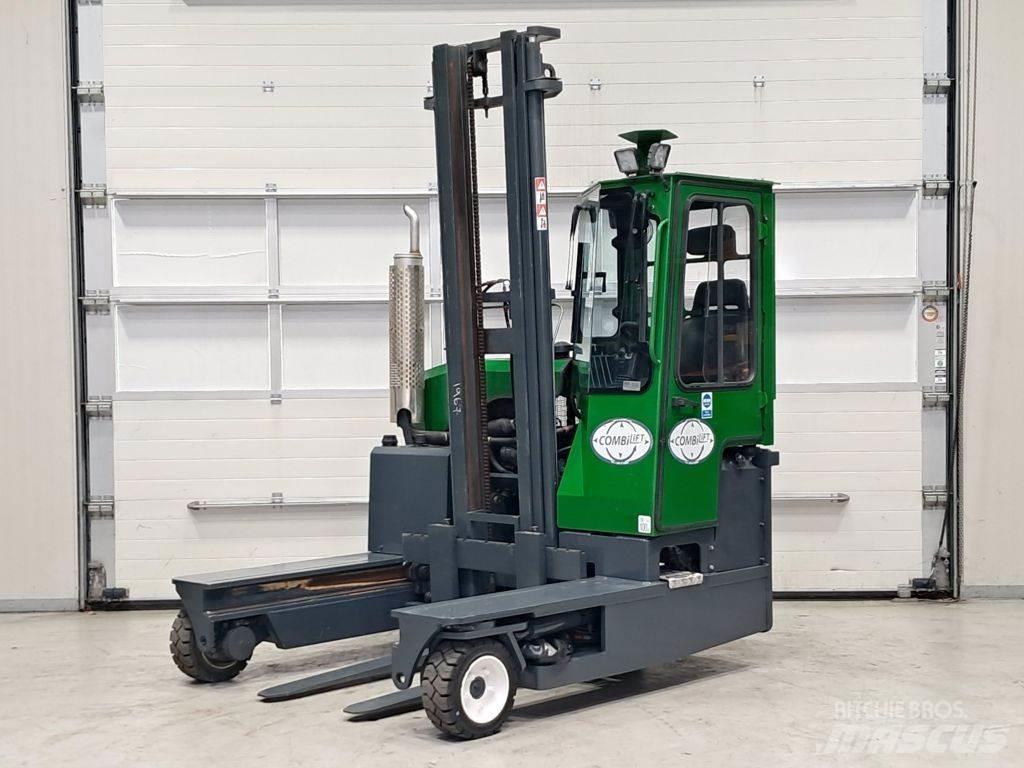 Combilift C3000 侧卸式铲车